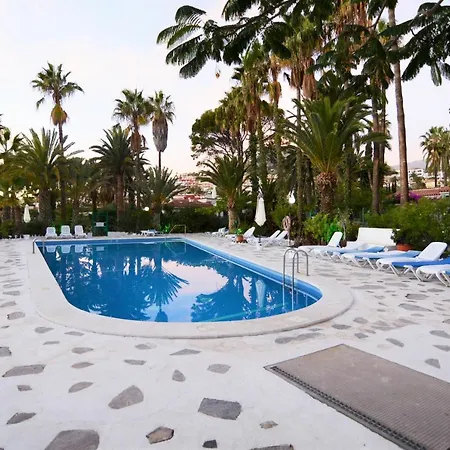 Tenerife Holiday Lounge